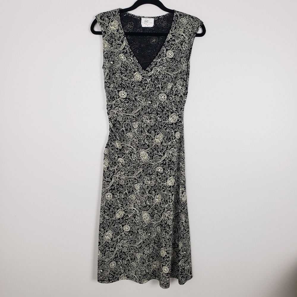 IZ Byer California sleeveless, ruched dress K28